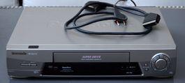 Videorecorder VHS Panasonic NV-SJ212F-S magnétoscope