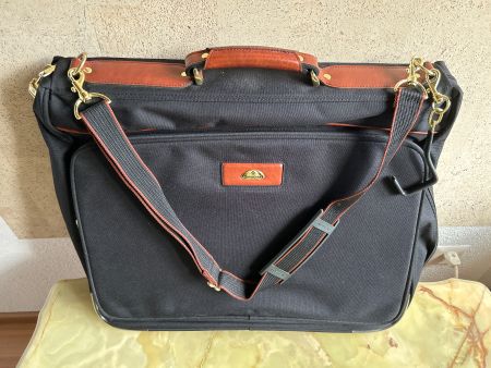 Respark - Kleidertasche von Samsonite - Top Zustand!