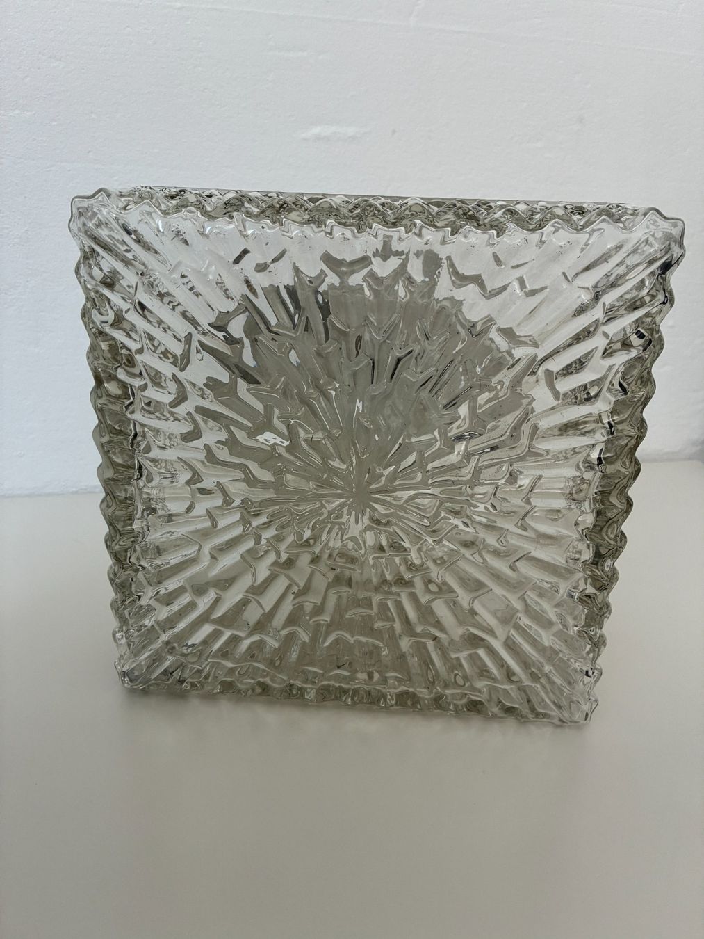 Kronleuchter & Deckenlampen: Eisglas Deckenleuchte 60er/70er Mid-Century – Gebraucht aus Biberist von longimanus3 1