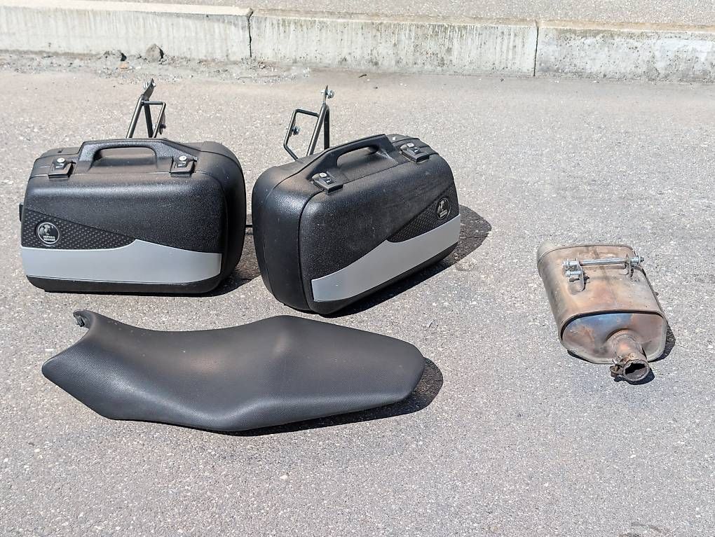 Kawasaki Strasse: Kawasaki ER-6f mit Zubehör – Gebraucht aus Fideris von Miri.fa 3