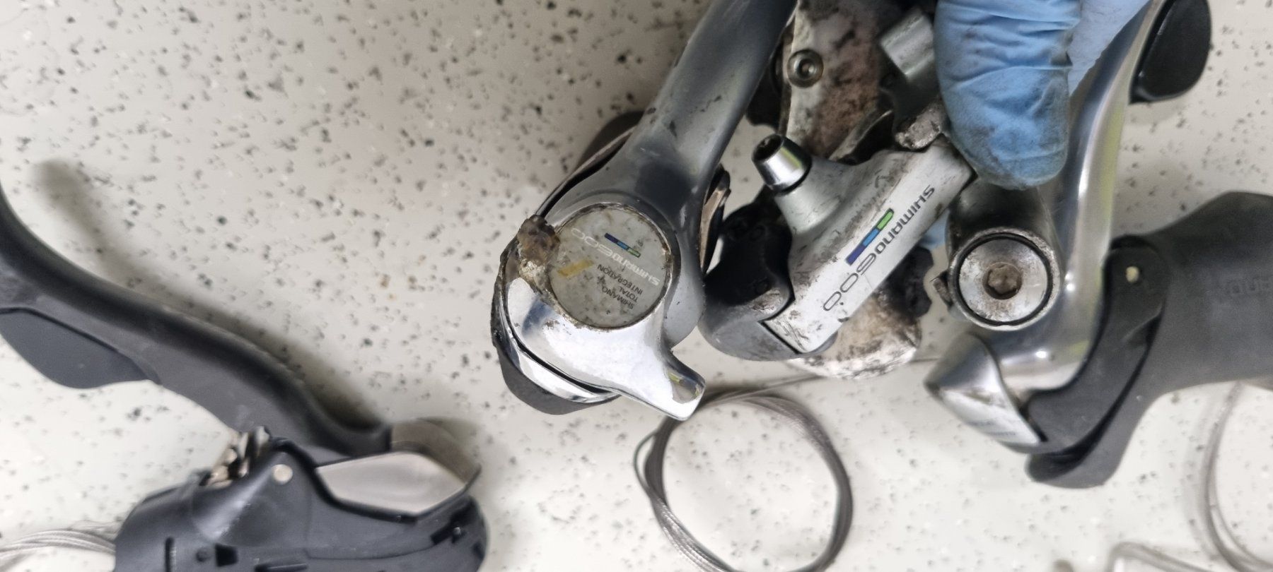 Shimano Pezzi di ricambio: Div.Velo Teilen.Bremshebel...Shimano 105,Ultegra – Usato da Zürich venduto da emi_rp8k 3
