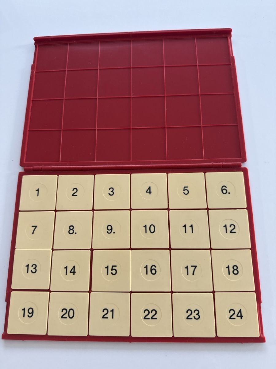Giochi: LÜK Spiel Kontrollgerät mit 24 Plättchen Westermann – Nuovo (secondo la descrizione) da Freidorf TG venduto da nad_fxh7 1