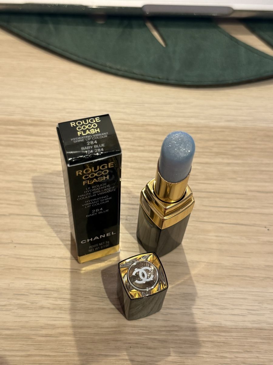 Chanel Maquillage: Chanel Rouge Coco Flash 284 Baby Blue – D'occasion à Luzern par sas_r89l 1