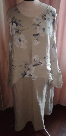 zauberhaftes doppellagiges Retro Hänger-Kleid