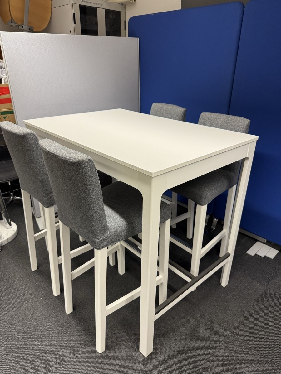 Ikea Tischset: Ikea Bar-Tisch-Set, 4 Stühle, Esstisch, Bartisch – Gebraucht aus Bern von samryan