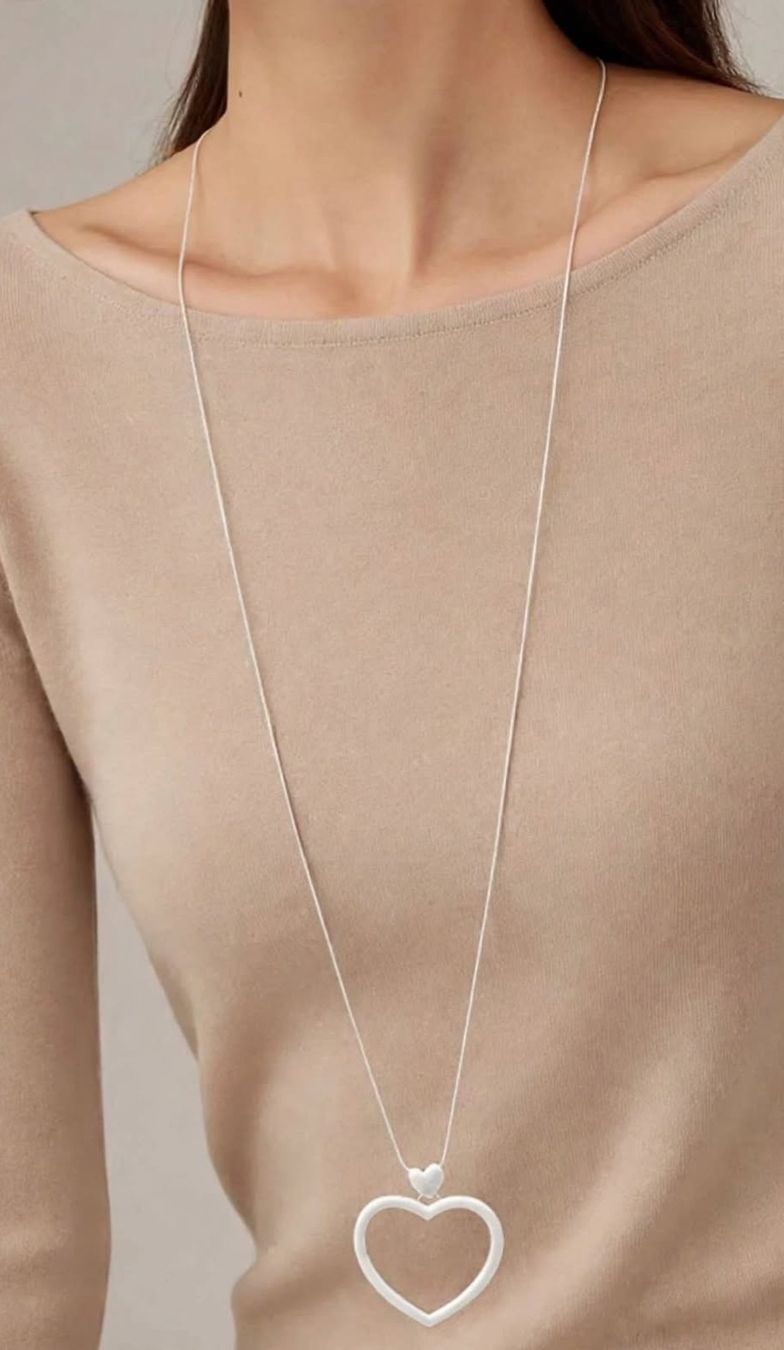 Catenine: Collana lunga con ciondolo a forma di cuore colore argento – Nuovo (secondo la descrizione) da Giubiasco venduto da Stefaniav 3