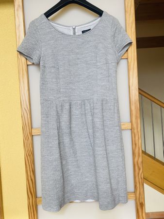 Magnifique robe CAROLL 42 neuf