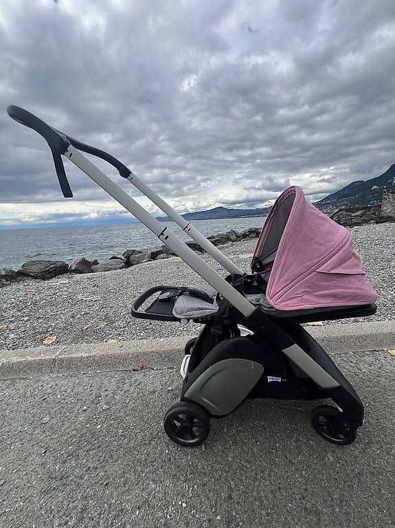 Bugaboo Carrozzine: Bugaboo Ant  poussette compacte cabine avion  set complet – Usato da Villeneuve VD venduto da ana_jd9j