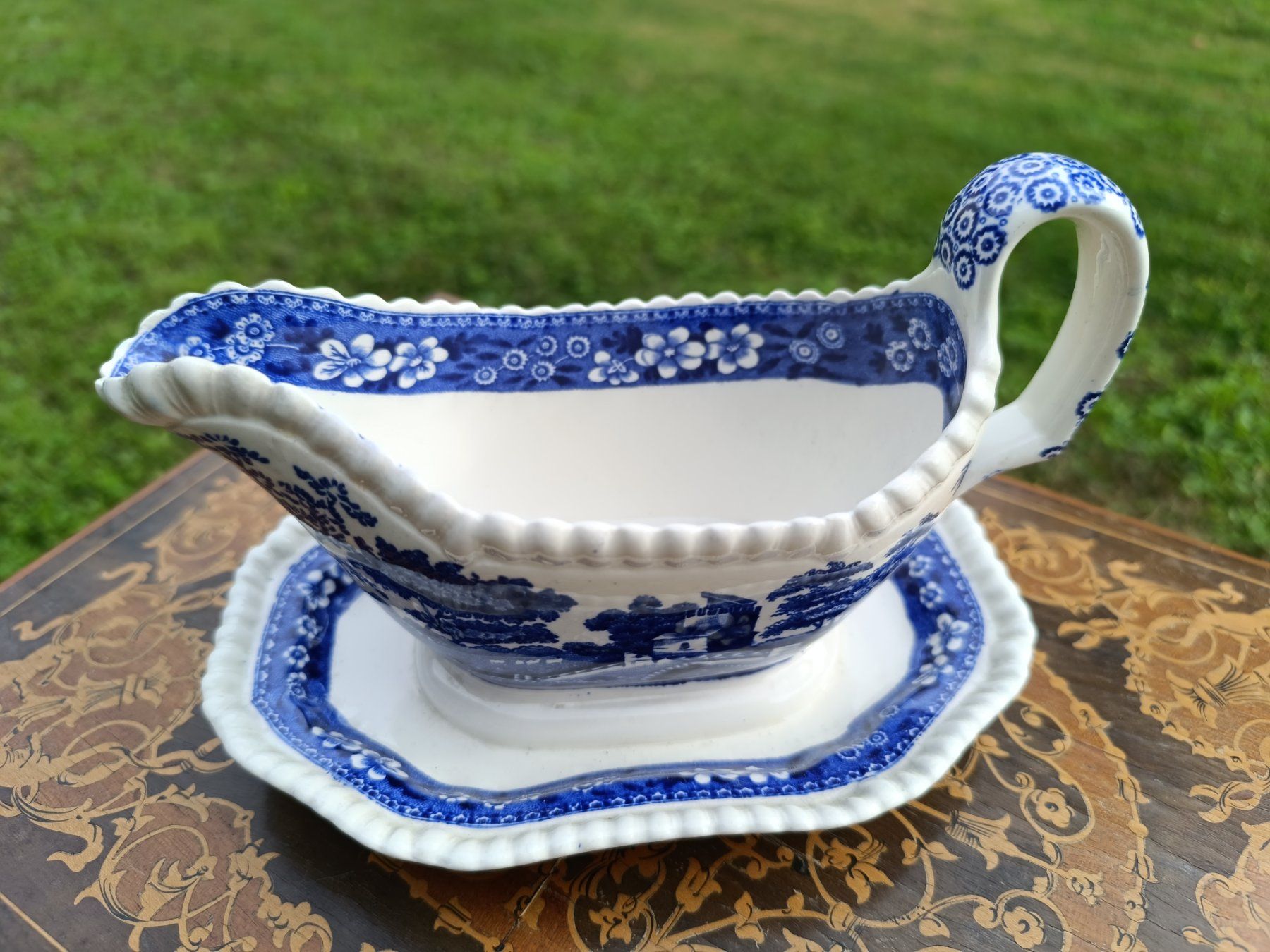 Copeland Spode Tower Sauciere (Gebraucht) in S. Antonino für CHF 25 ...
