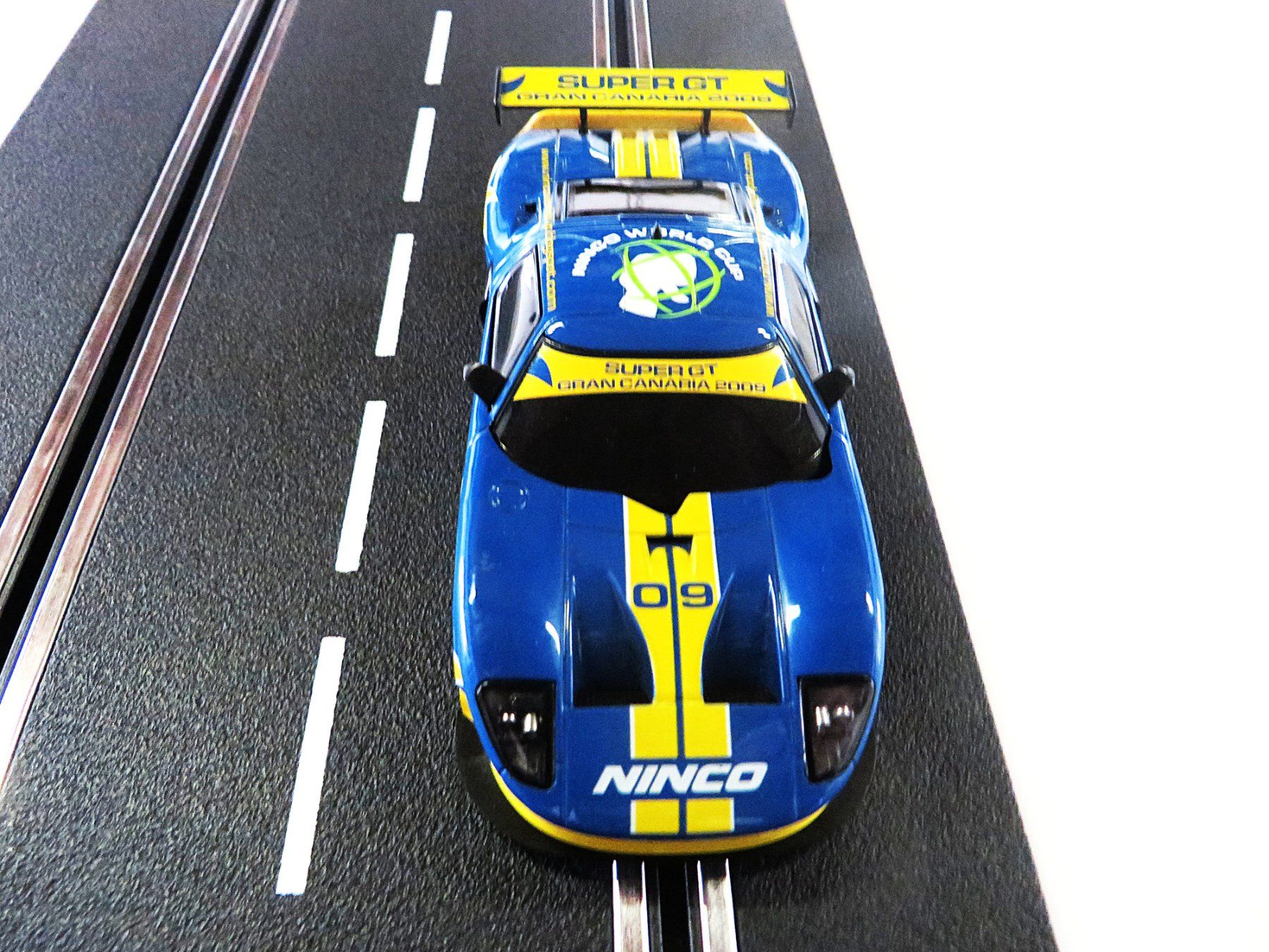 Rennbahnen: 1m Ninco Ford GT 40 – Gebraucht aus Zürich von Antone64 1