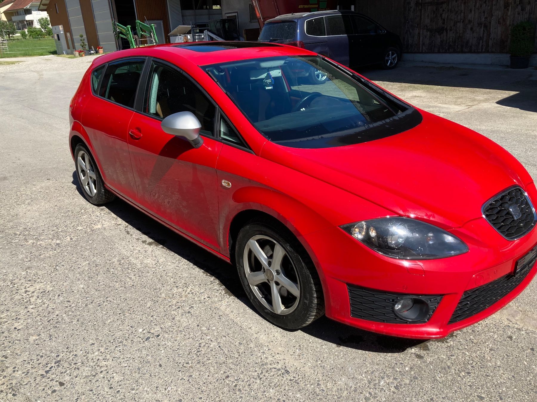 Seat Automobili: Seat Leon 2.0FR TFSI – Difettoso da oftringen venduto da Dominik733 1