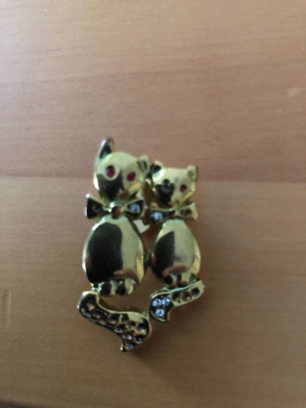 Figuren: Goldener Katzenpin – Gebraucht aus Landquart von interesse63 2