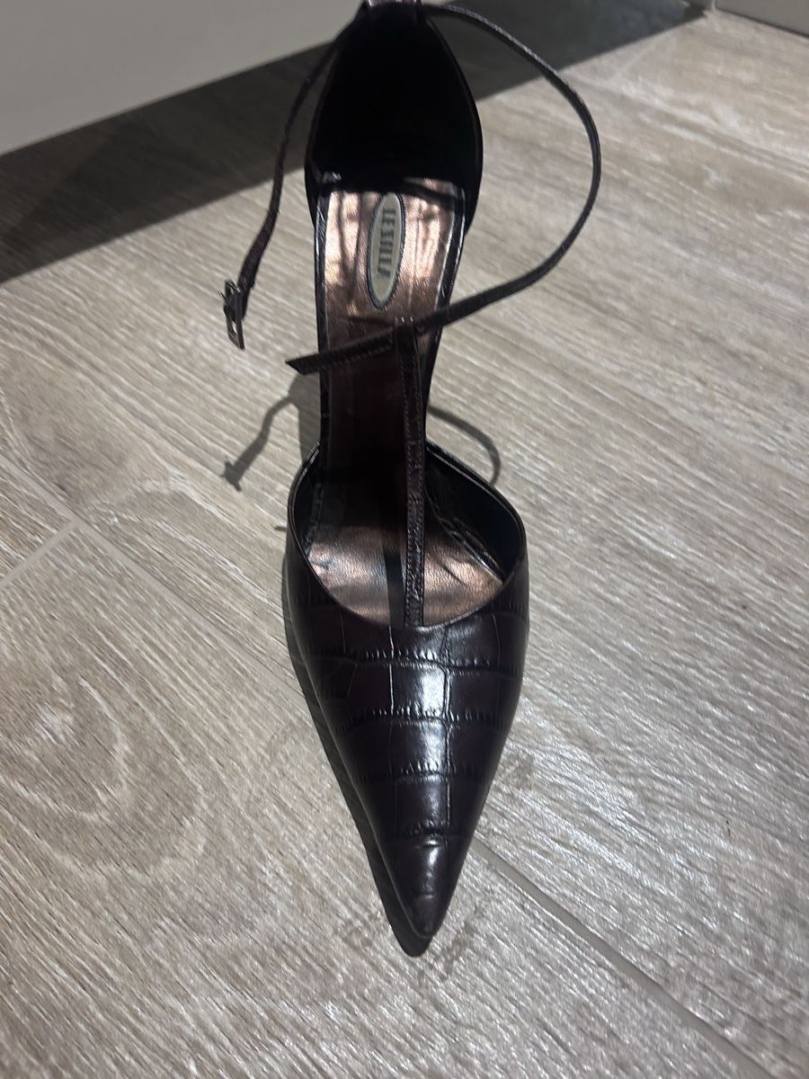 Chaussures femmes: La Silla stilettos size 38 good condition  – D'occasion à Veyrier par aliyag