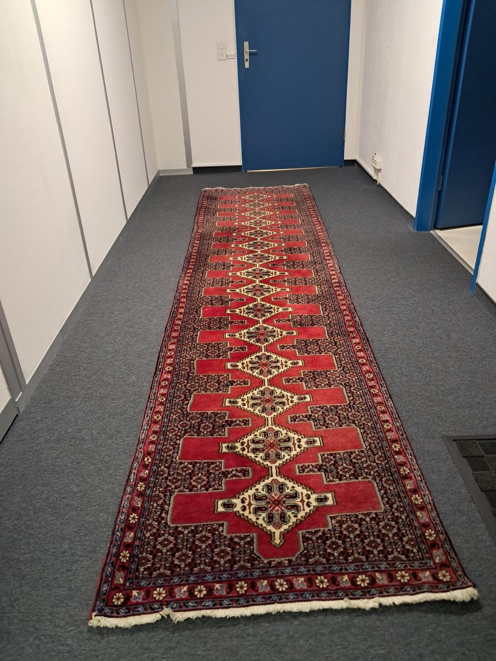 Tappeti: Läufer aus Iran – Usato da Fällanden venduto da nassoss 1