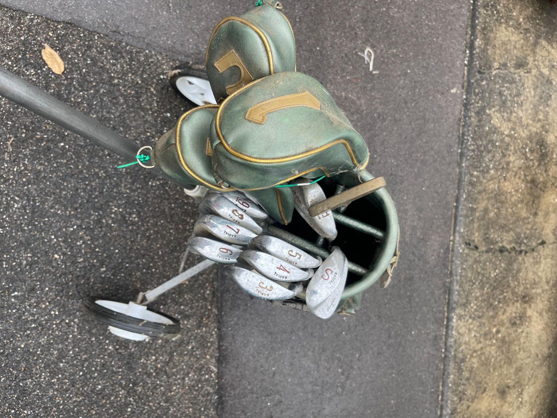 Mazze & Set: Golf schläger und handwägeli – Usato da Arisdorf venduto da fankimaxe 2