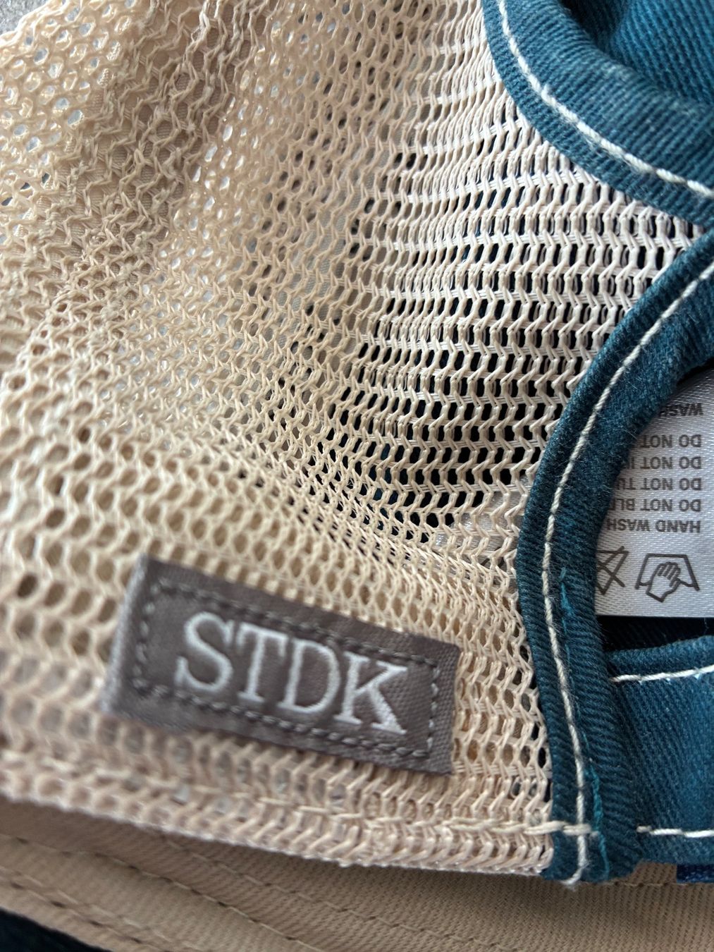Copricapi, berretti & cappellini: Casquette turquoise STDK – Nuovo (secondo la descrizione) da Corcelles-près-Payerne venduto da CyndelleMaiwen 2