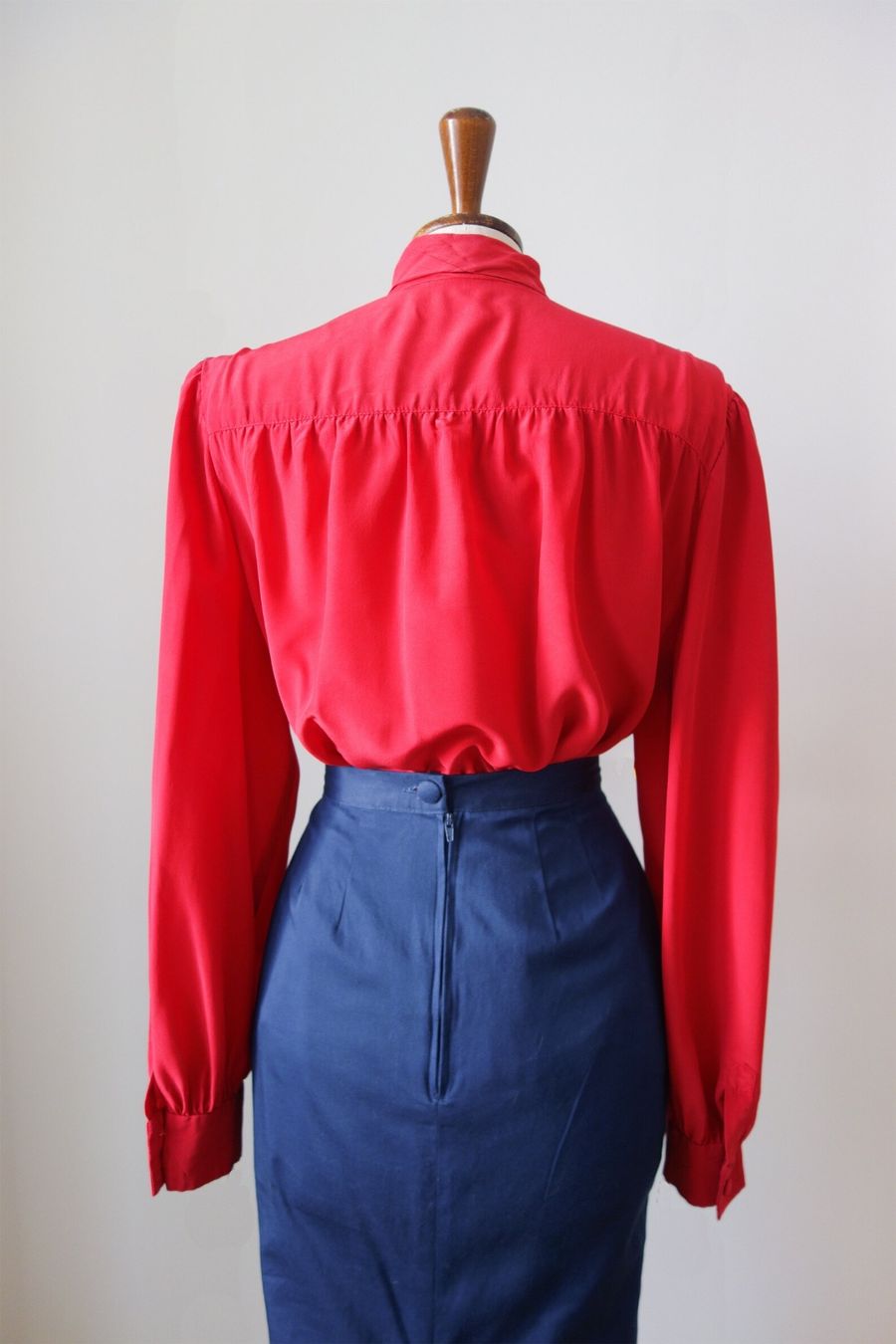 Camicette: Vintage red blouse – Usato da Glattpark(Opfikon) venduto da pau_w672 3