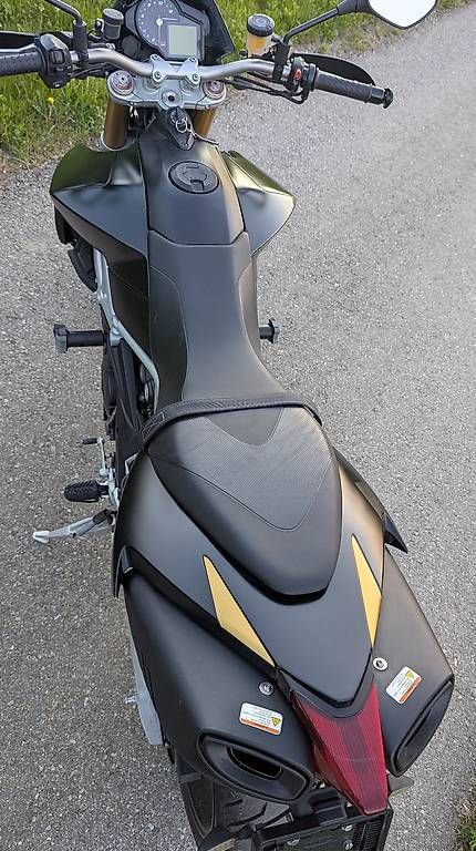 Strada: Aprilia Dorsoduro 1200 – Usato da Trogen venduto da hot-dog 7