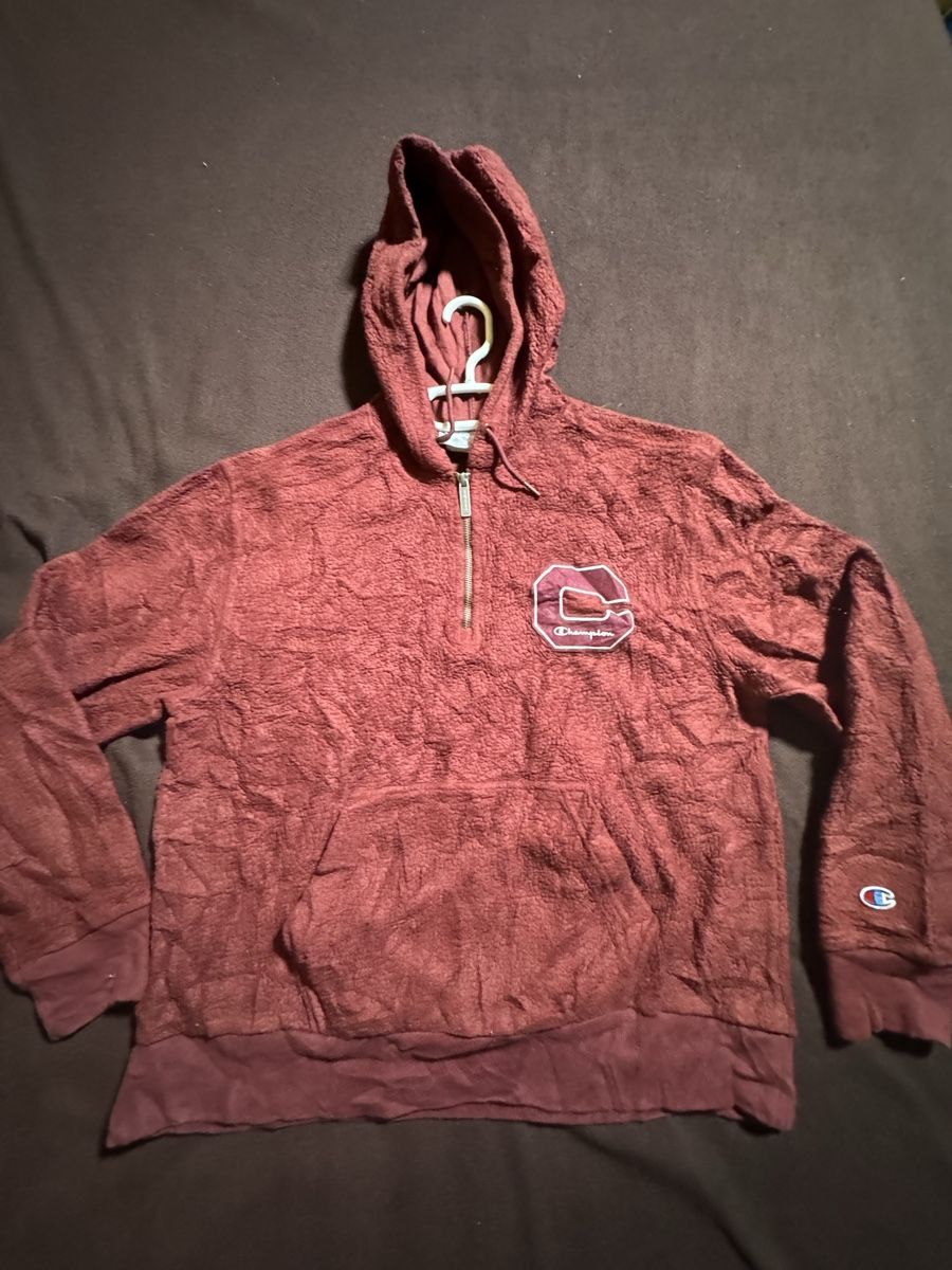 Champion Pullover & Sweatshirts: Sweat à capuche Champion bordeaux fermeture éclair M – Neu (gemäss Beschreibung) aus Cressier FR von per_95ld