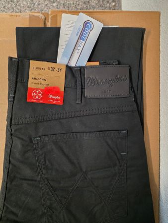 Aktion 88-91% auf Wrangler Jeans 32/34