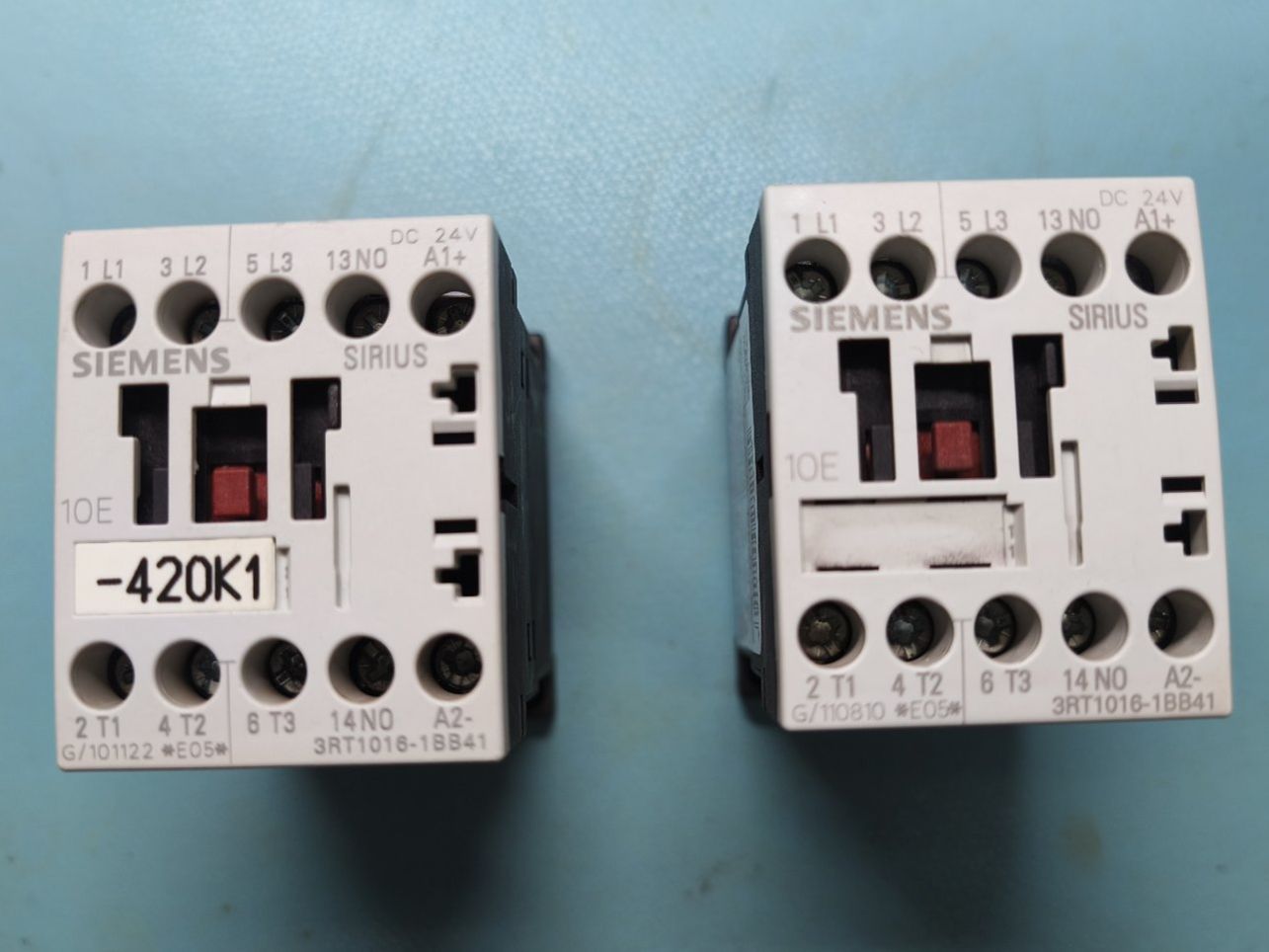 Siemens Elektronikbauteile: 2xSiemens Sirius 10E Schütz 3RT1016-1BB41 mit 24VDC-Spule – Gebraucht aus Uetendorf von jschaeren