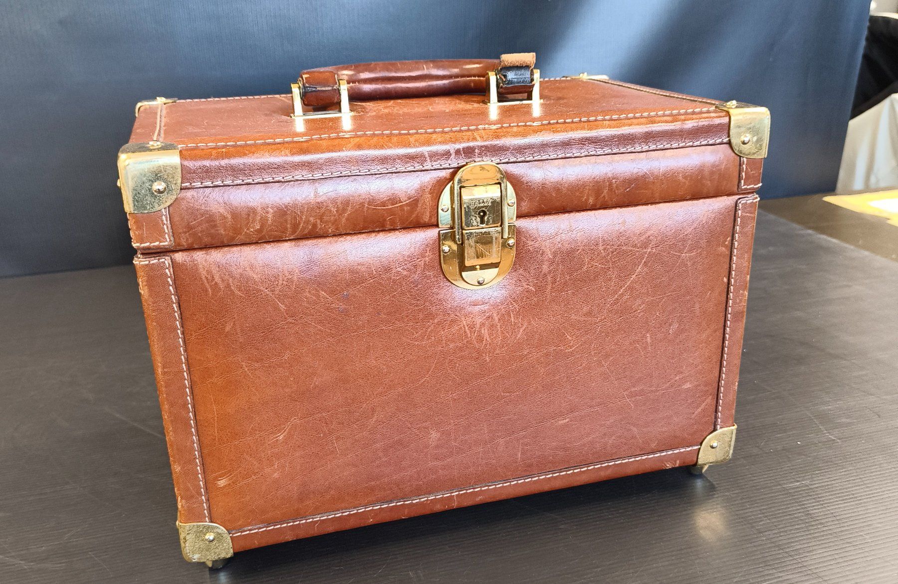 Bally Reisekoffer: Beautybox von Bally – Gebraucht aus Basel von bk_brockibasel 1