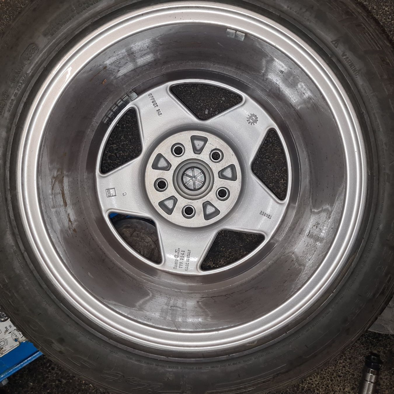 Pneumatici & Ruote complete: Ferrari Testarossa - Roues 18'' avec pneus – Usato da Coppet venduto da SergeG01 3