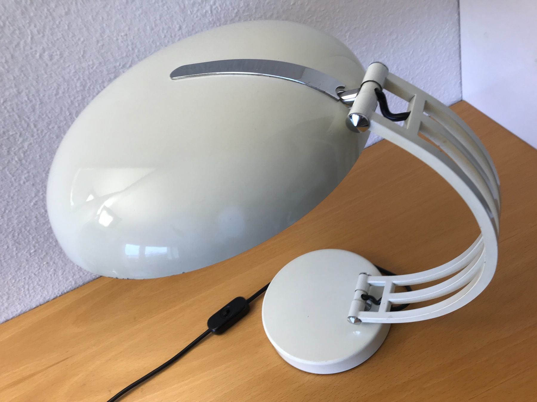 Lampade: Designer  Tischlampe um 1970 – Usato da Zürich venduto da Artnuvo