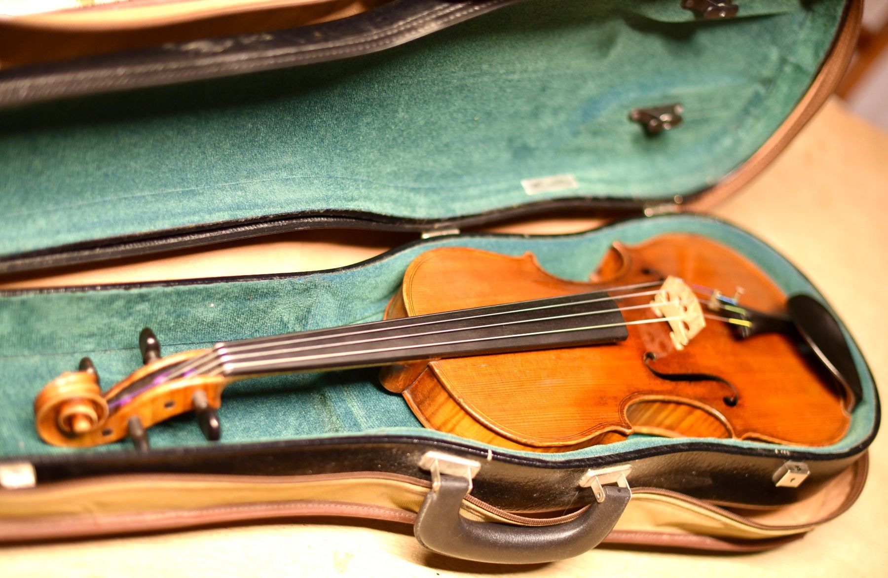 Strumenti musicali: Viel gespielte 4/4 Geige – Usato da Thalheim an der Thur venduto da Rundweich 1