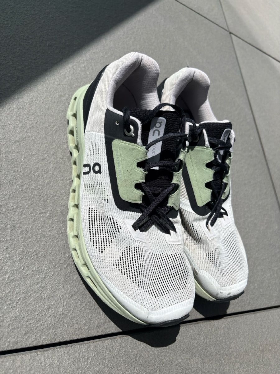 On Herrenschuhe: On running taille 41  – Gebraucht aus Conthey von ale_fwf2