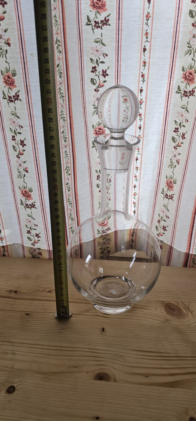 Carafes: Grosse Glaskaraffe mit Stopfen  – D'occasion à Saanen par Steierlein