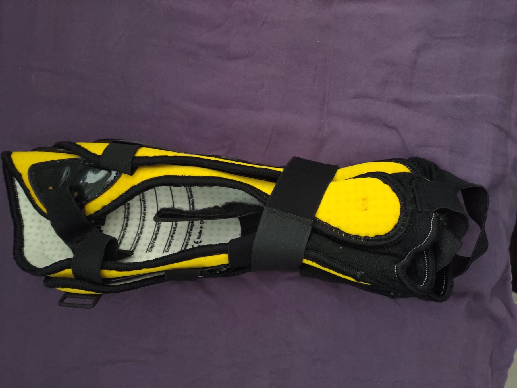 Puma Schutz & Schoner: Schienbeinschoner Puma King ALS – Neu (gemäss Beschreibung) aus Hergiswil NW von laserplay 1