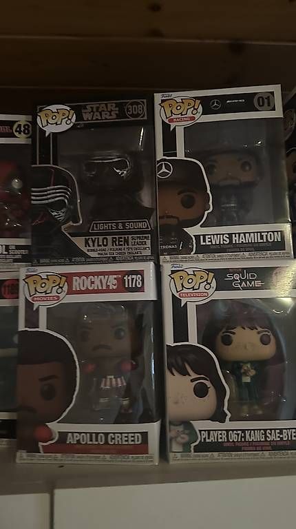 Statuette: Vendo funko pop  – Nuovo e nell'imballaggio originale da Osogna venduto da rya_c6dx 3