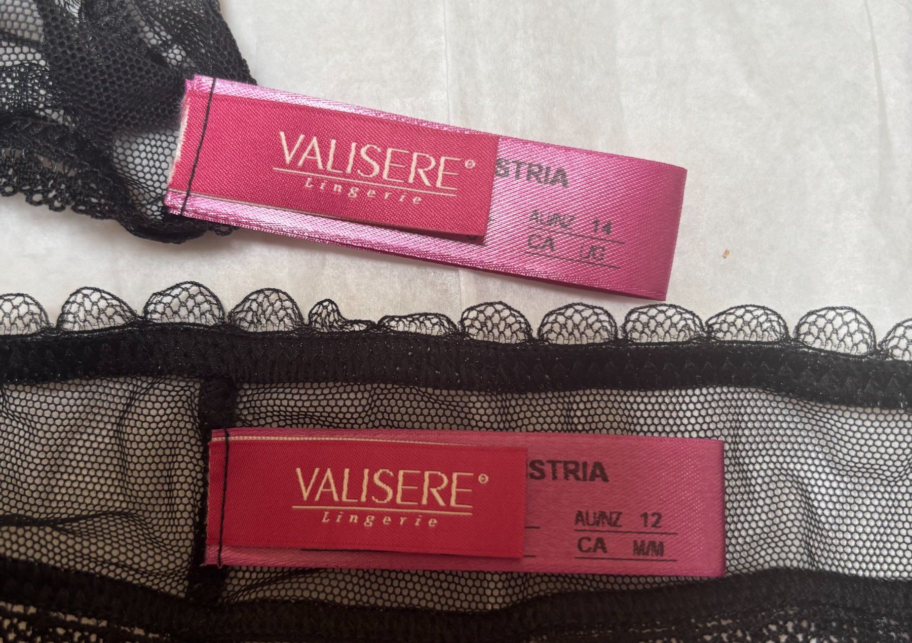 Altra biancheria intima: Valisere - 2x Neue Nuit Burlesque Strings - Grösse 40/42 – Nuovo (secondo la descrizione) da Zofingen venduto da Justizia_01 3