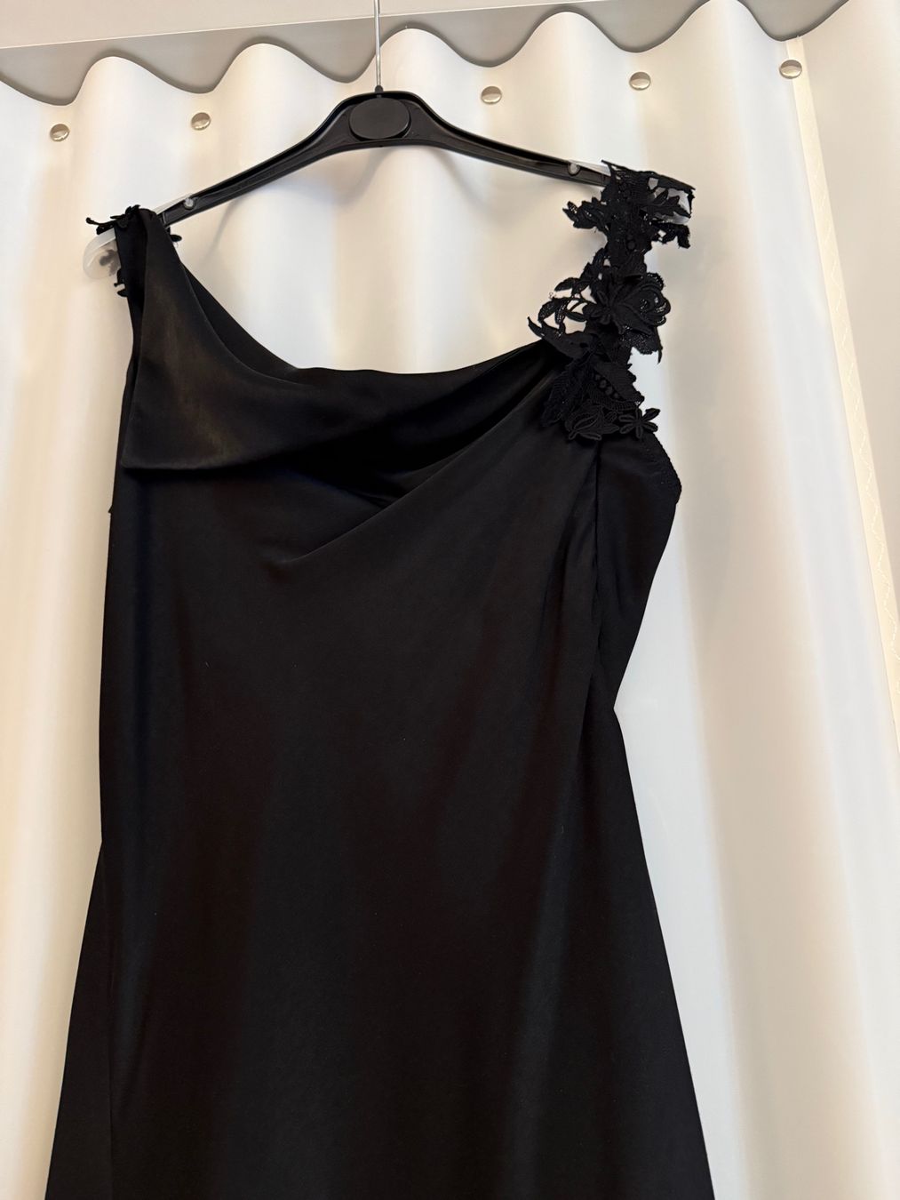 Vestiti: raffiniertes schwarzes Abendkleid mit Spitze, Gr. 36 – Usato da Zürich venduto da leo0105 5