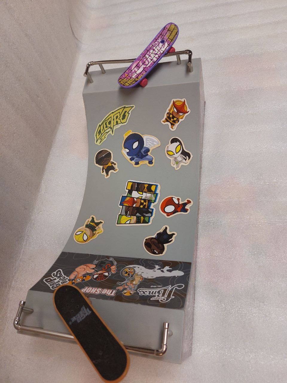 Skateboards: Fingerboard ramp with two skateboards – Usato da Pambio Noranco venduto da Pol69 3
