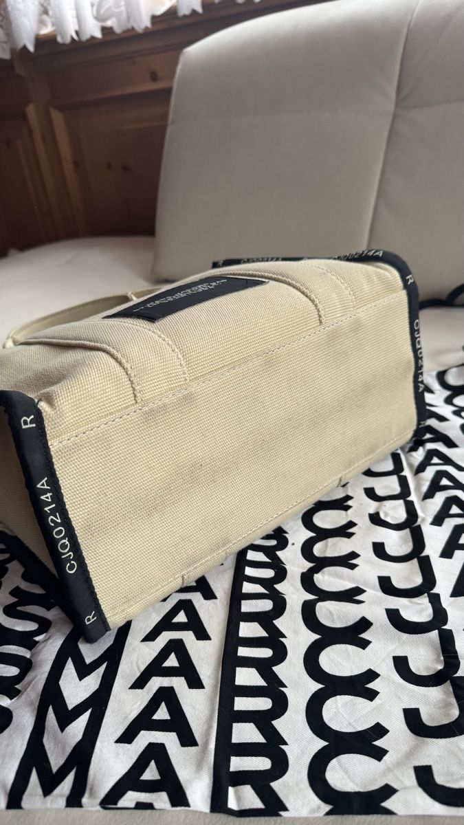 Marc Jacobs Borse da donna: The Tote Bag by MJ – Usato da Surcasti venduto da Lenkita 4