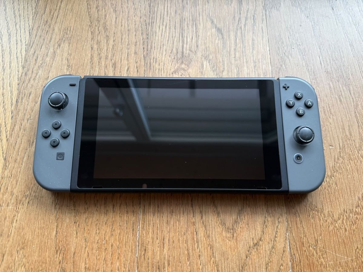Nintendo Console: Nintendo Switch Konsole / *Top Zustand – Usato da Läufelfingen venduto da Seraphim13 1