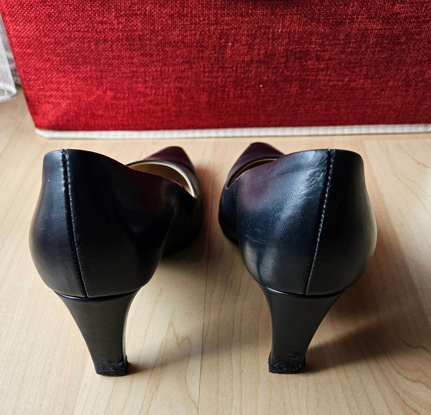 Kaiser Damenschuhe: Neuwertige klassische Pumps Gr. 37 PETER KAISER – Gebraucht aus Schattdorf von mbe_q8gp 2