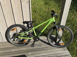 Cube Acid Race  VTT enfant 24 pouces  Très bon état