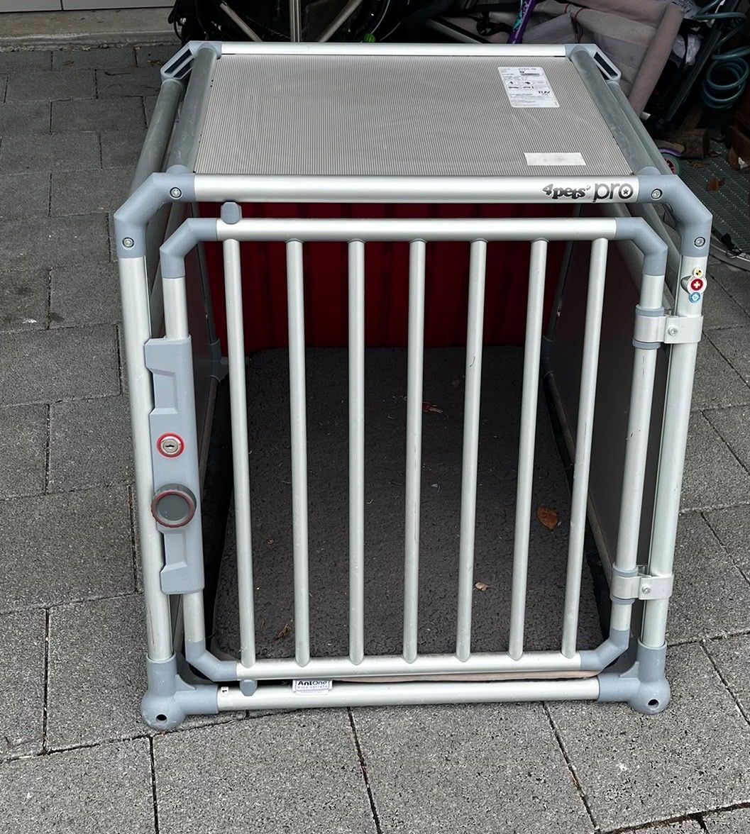 Cucce & Letti: DOGBOX PRO 3 (Grösse M) – Usato da Däniken SO venduto da ci87