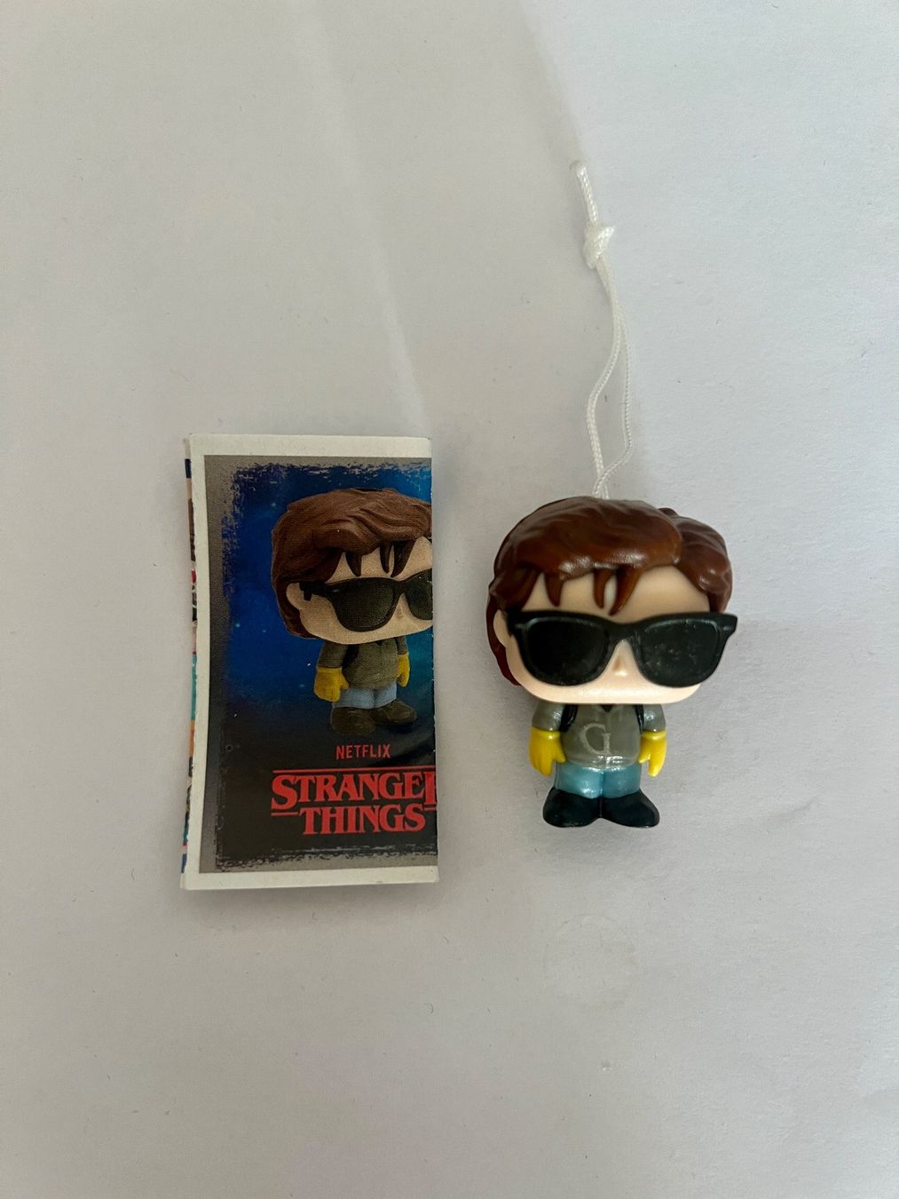 Funko Figurines: Stranger Things Kinder Joy Steve – Neuf (Voir description) à Bern par Apollosieben