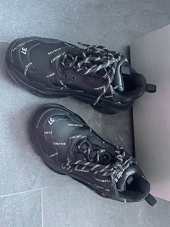 Balenciaga Scarpe da donna: Balenciaga triple 37 – Nuovo (secondo la descrizione) da Ebikon venduto da nat_jzh5 2