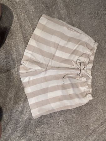 H&M striped linen blend shorts size XS new condition