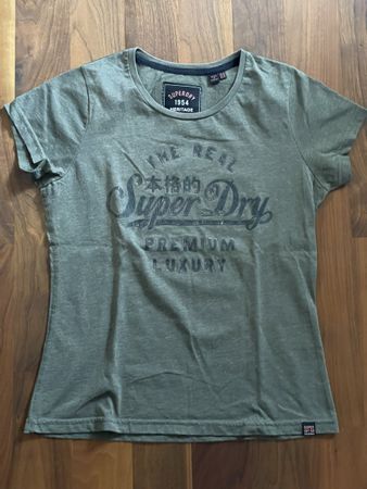 Superdry T-Shirt oliv Gr. 42 guter Zustand