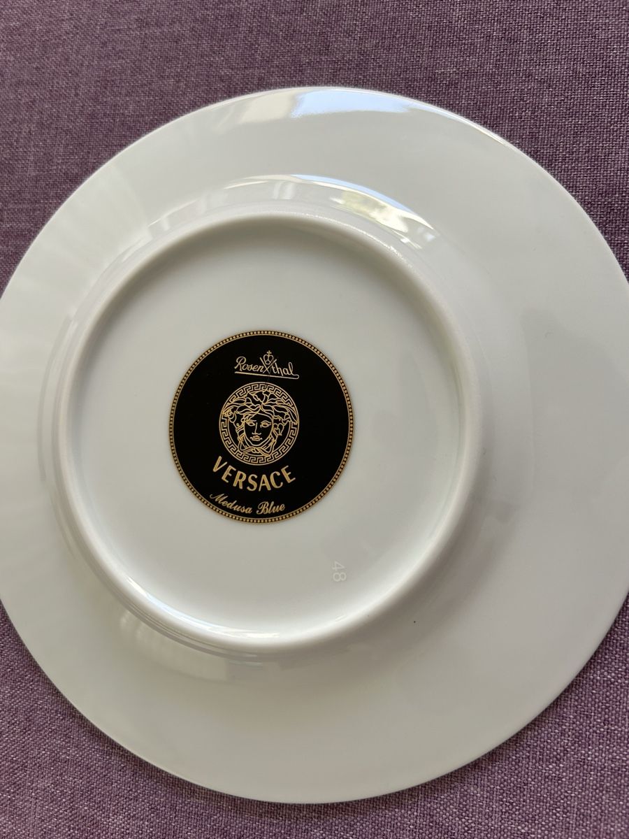 Versace Services de table: Versace Blue Medusa kleine Teller – D'occasion à Heiligkreuz (Mels) par Oldtimerfan03 3