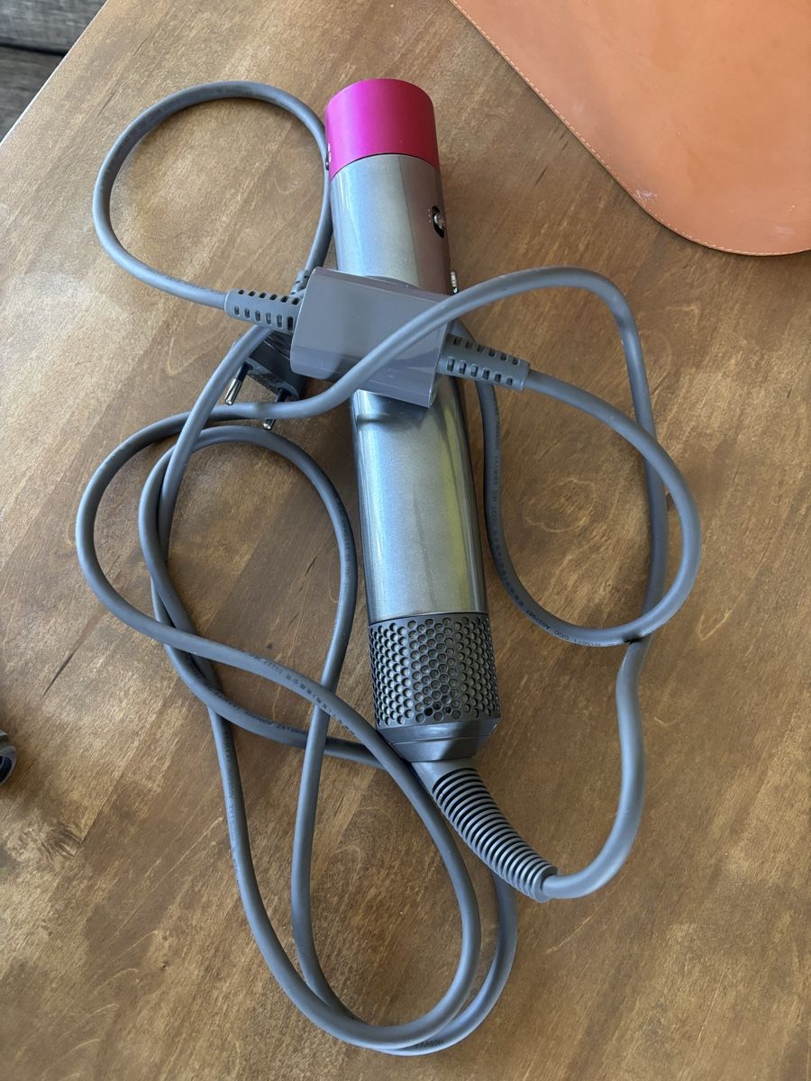 Dyson Lockenstäbe & Haarglätter: Dyson Air Wrap – Gebraucht aus Merligen von jimmylein 3
