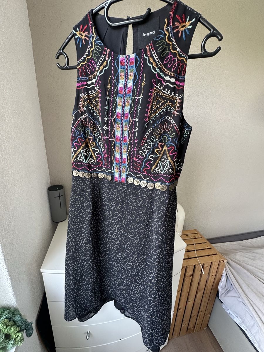 Desigual Robes: Desigual Kleid – Neuf avec emballage d'origine à Bellmund par Srisi01 4