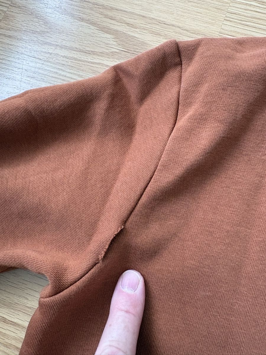 We Pullover & Sweatshirts: Kapuzenpullover 158/164 – Gebraucht aus Zürich von Moskitia 2