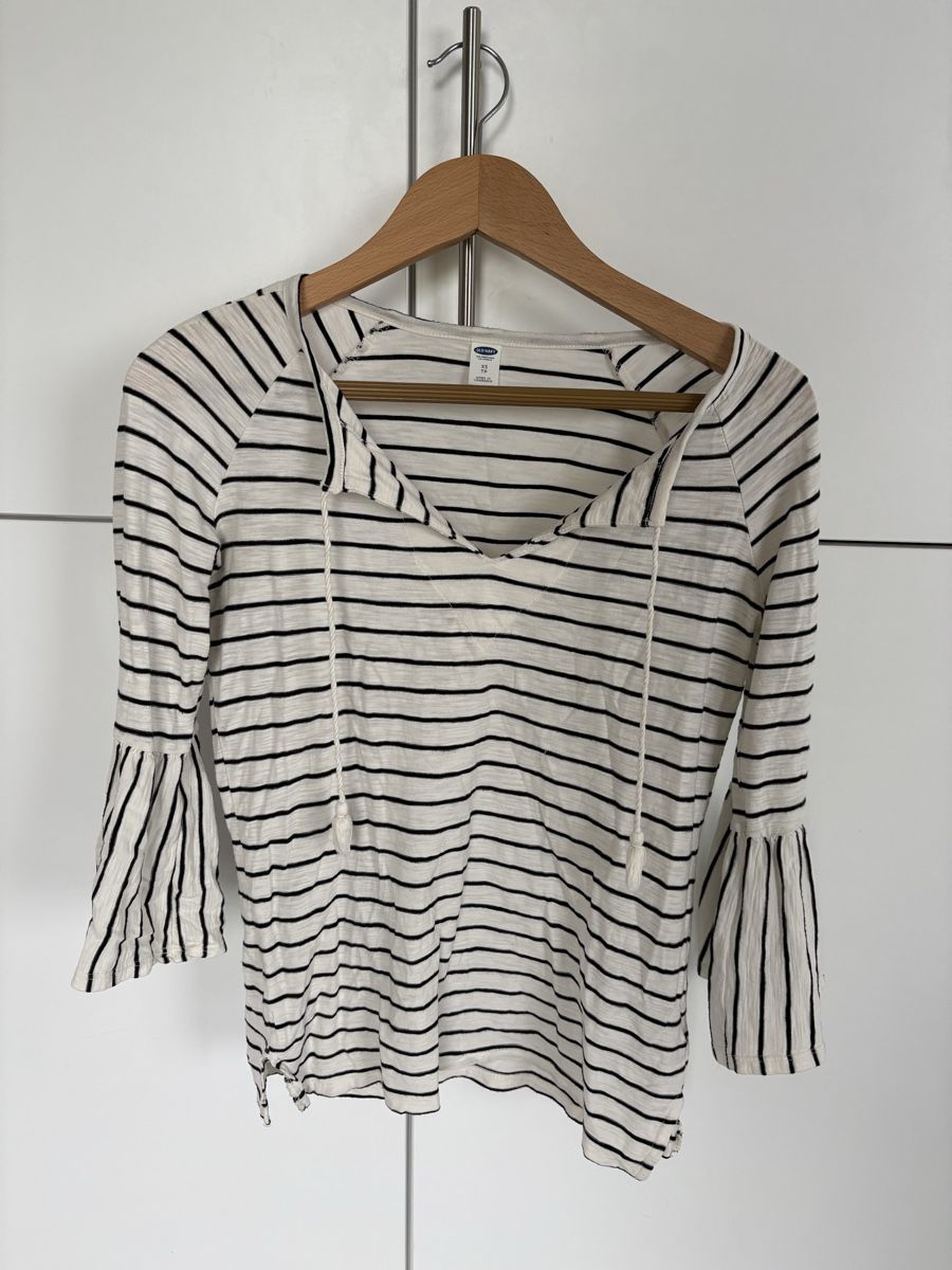 Tops: White & Navy Striped top – Gebraucht aus Oberdorf SO von retowolf 1